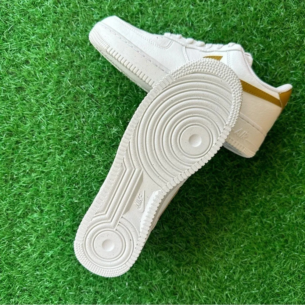Nike Air Force 1 ‘07 NN Summit White / Bronze - Picture 7 of 8